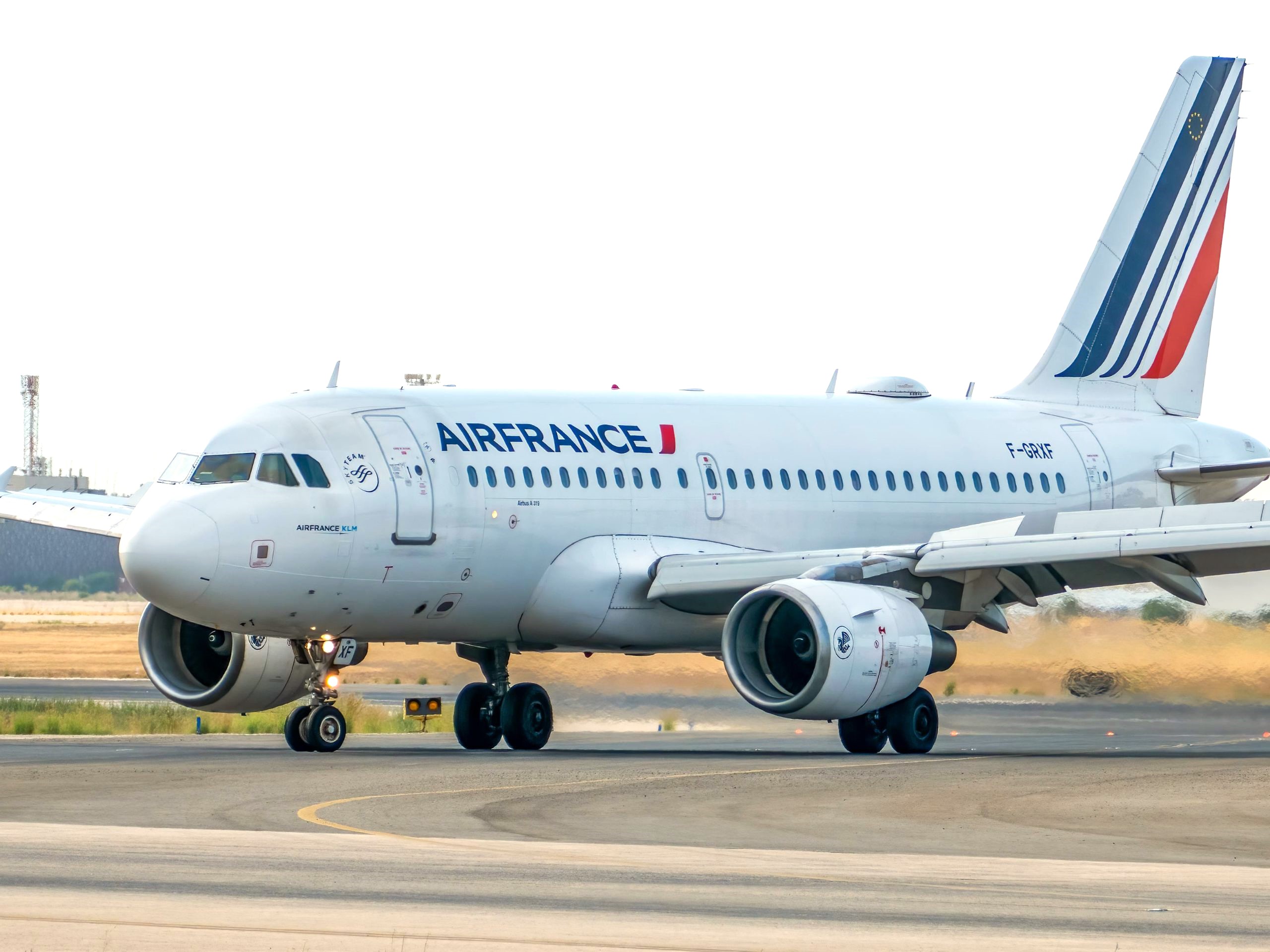 Air France Flight Headed to Detroit Diverted After Passenger From Ebola-Affected Region Boards Flight